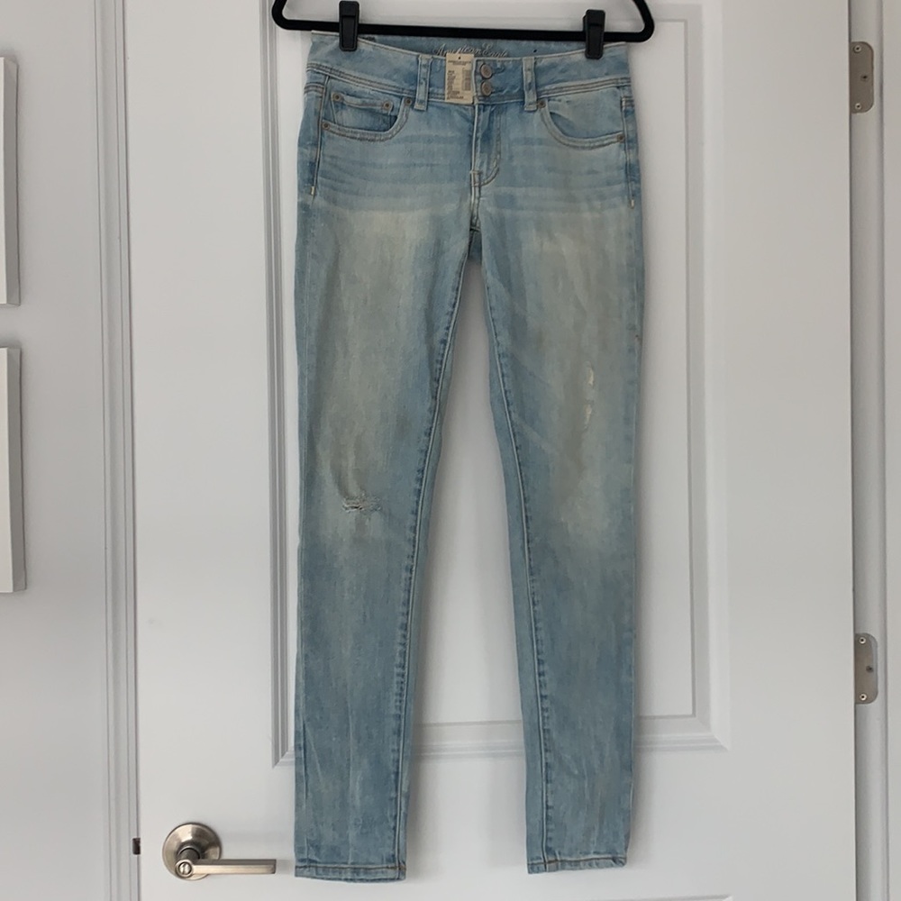 NWT American Eagle Light Wash Stretch Jeans